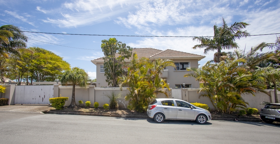 5 Bedroom Property for Sale in Berea Eastern Cape